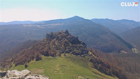 cetatea liteni|Cetatea Liteni, atestată din anul 1324, este unul din。